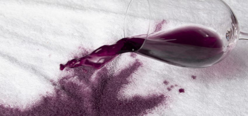 close-up-wine-stain-detail-Easy-Resize.com